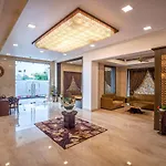 Hotel The Royal Bharti